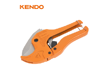 Quelle taille de tuyau un coupe-tube en plastique à cliquet peut-il manipuler ?