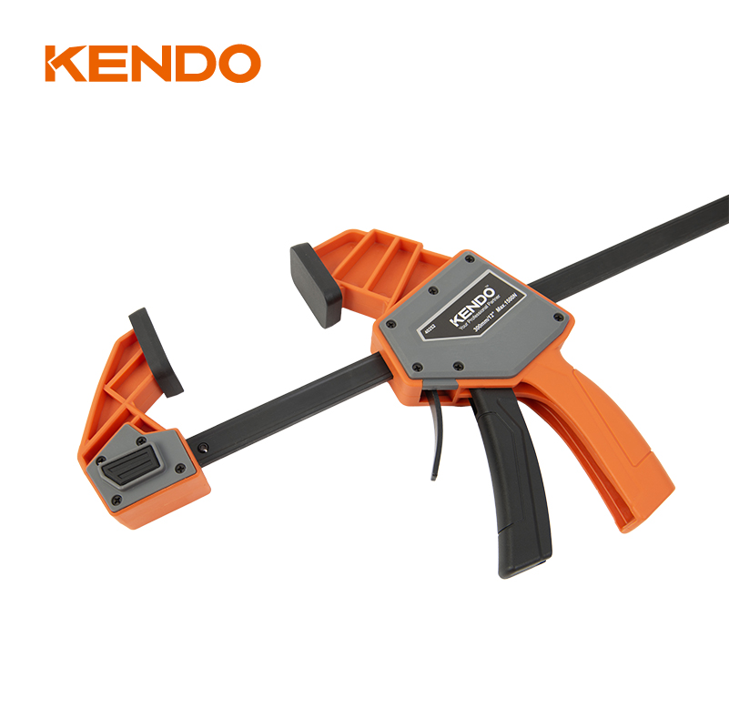 Pince à cliquet rapide robuste