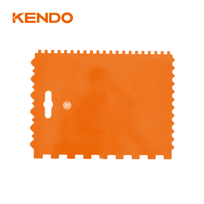 2 grattoirs en plastique avec dent