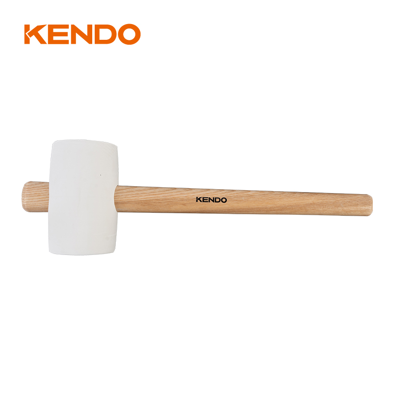 Maillet en caoutchouc, blanc, manche en bois