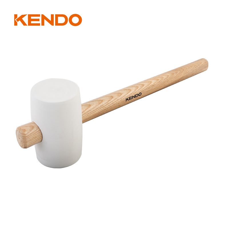 Maillet en caoutchouc, blanc, manche en bois