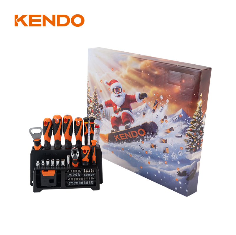 Calendrier de l'Avent 42 pièces, 24 grilles